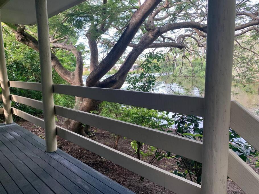 Turtle Cove Front 300m To *