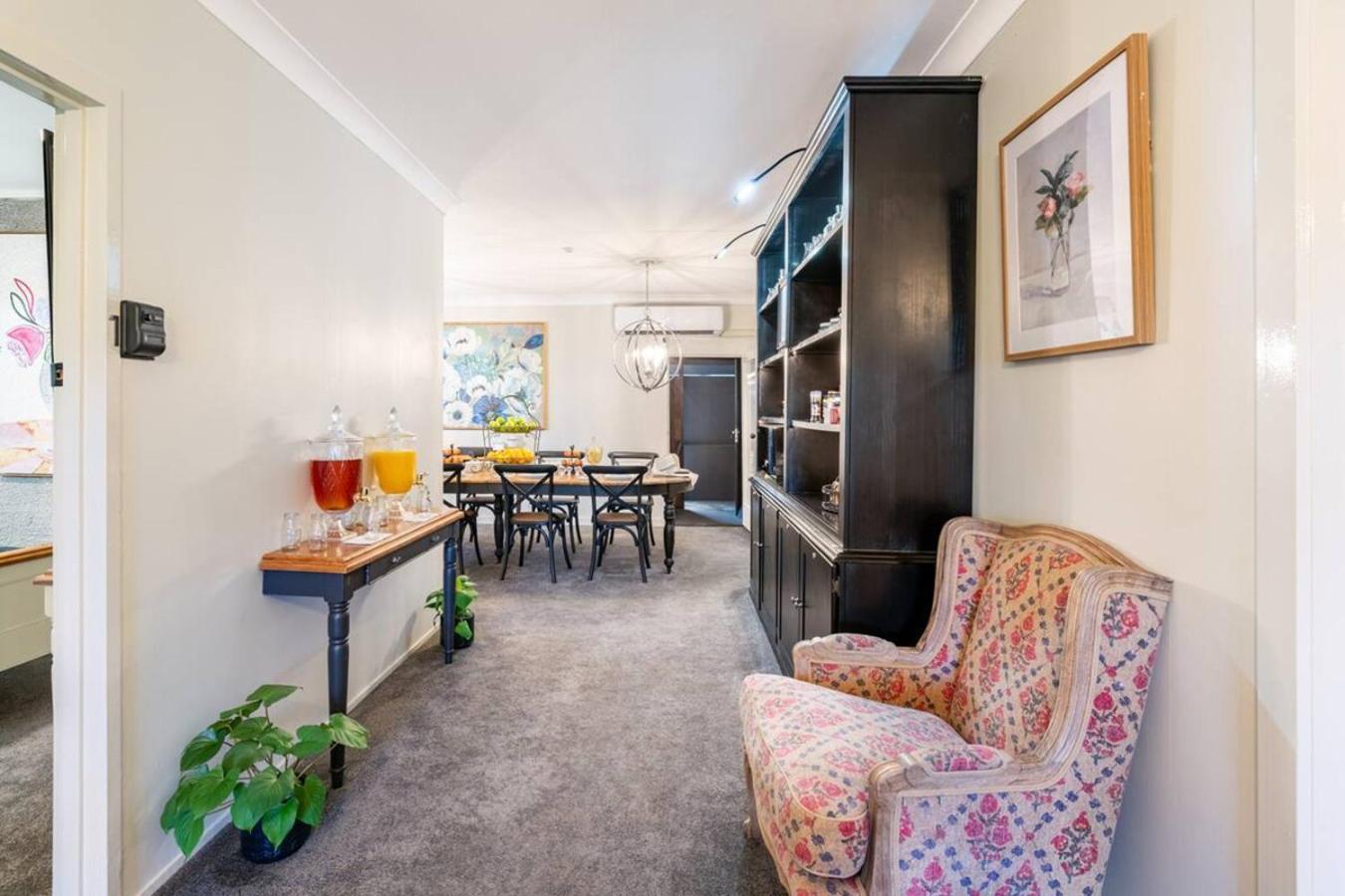Bed & Breakfast Cypress 5*