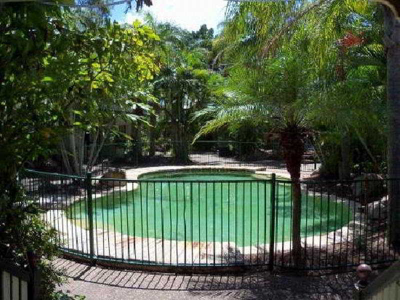 Hotel Next Backpackers At