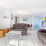 Sandy Straits Poolside Escape With Beach Access