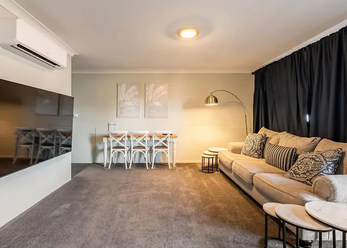 549 Apartments