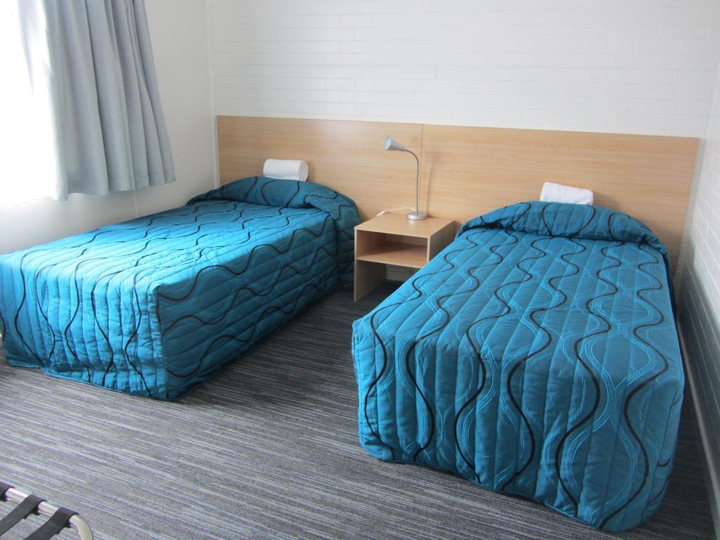 Motel Urangan Motor 3*