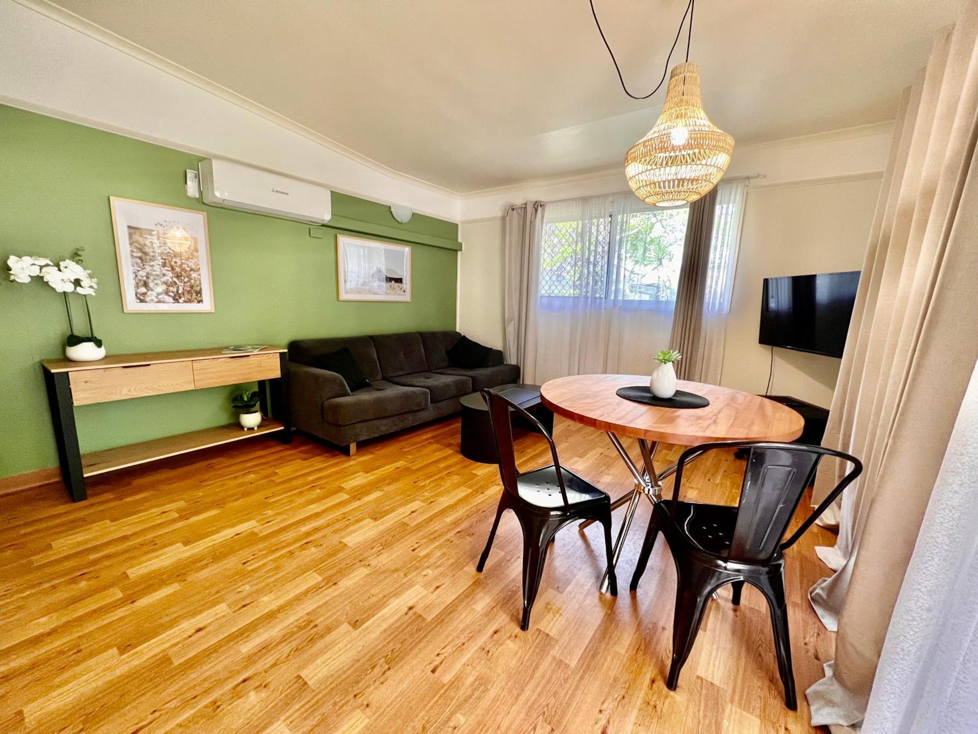 Hostel Colonial Village Hervey Bay