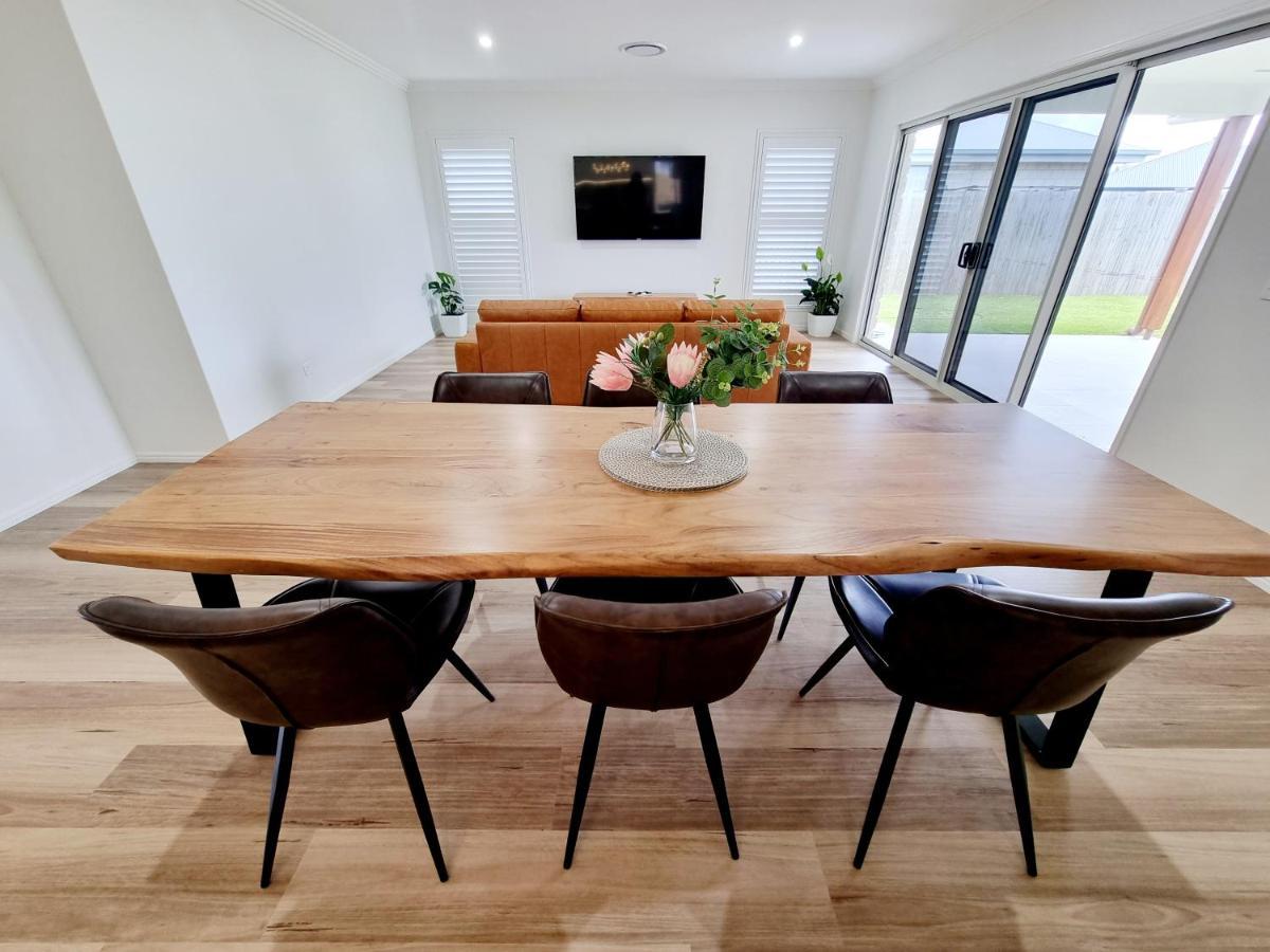 Large And Private Executive - Secure Parking For Boats Holiday home *