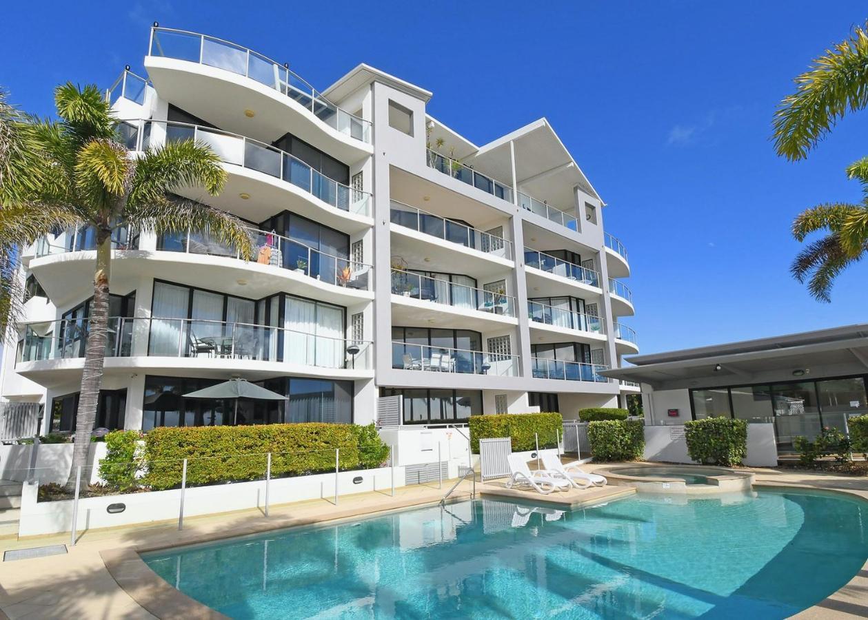 Luxurious Beachfront * Hervey Bay