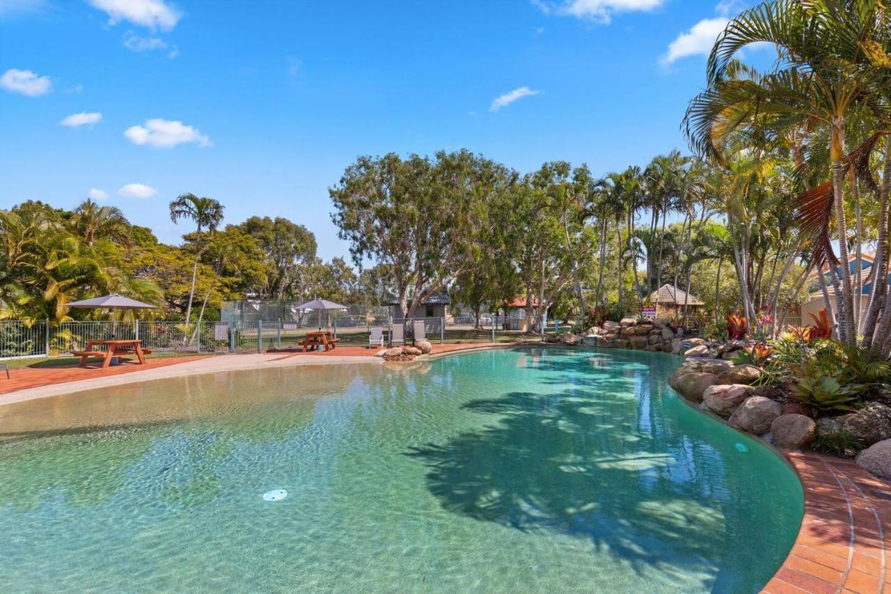 Sandy Straits Poolside Escape With Access Apartment Hervey Bay