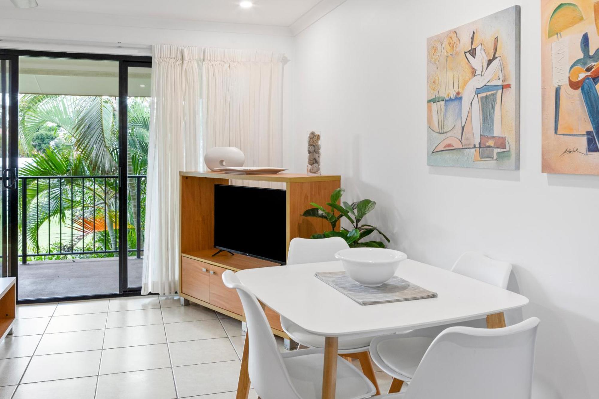 Arlia Sands Aparthotel 4*