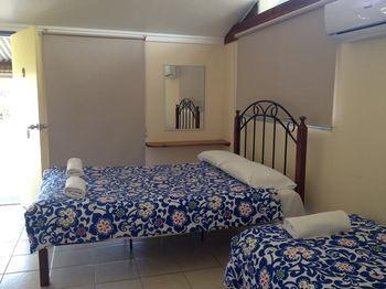 Hotel Palms Caravan Park