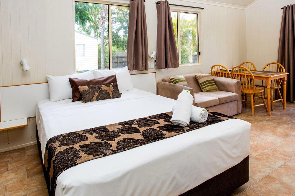 Australiana Tourist Park Hotel
