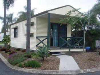 Australiana Tourist Park Hotel Hervey Bay