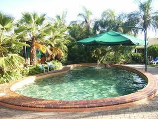 Hotel Australiana Tourist Park 4*