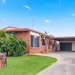 \'The Aussie Classic\' Poolside Living By The Marina