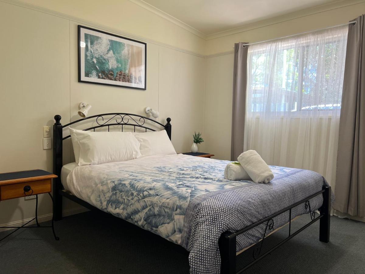 Colonial Village Hostel *