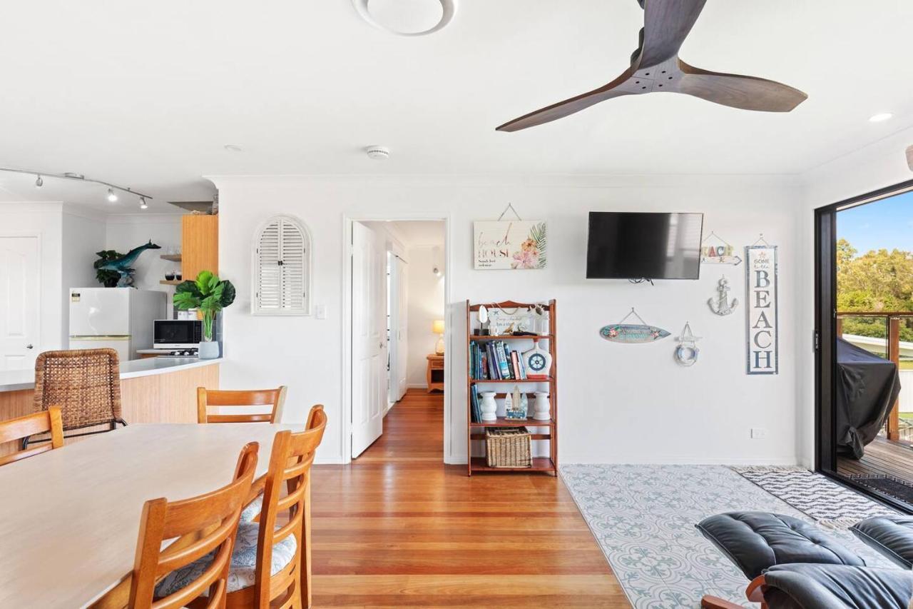 Discover Coastal Living Perfection At Point Vernon Holiday home
