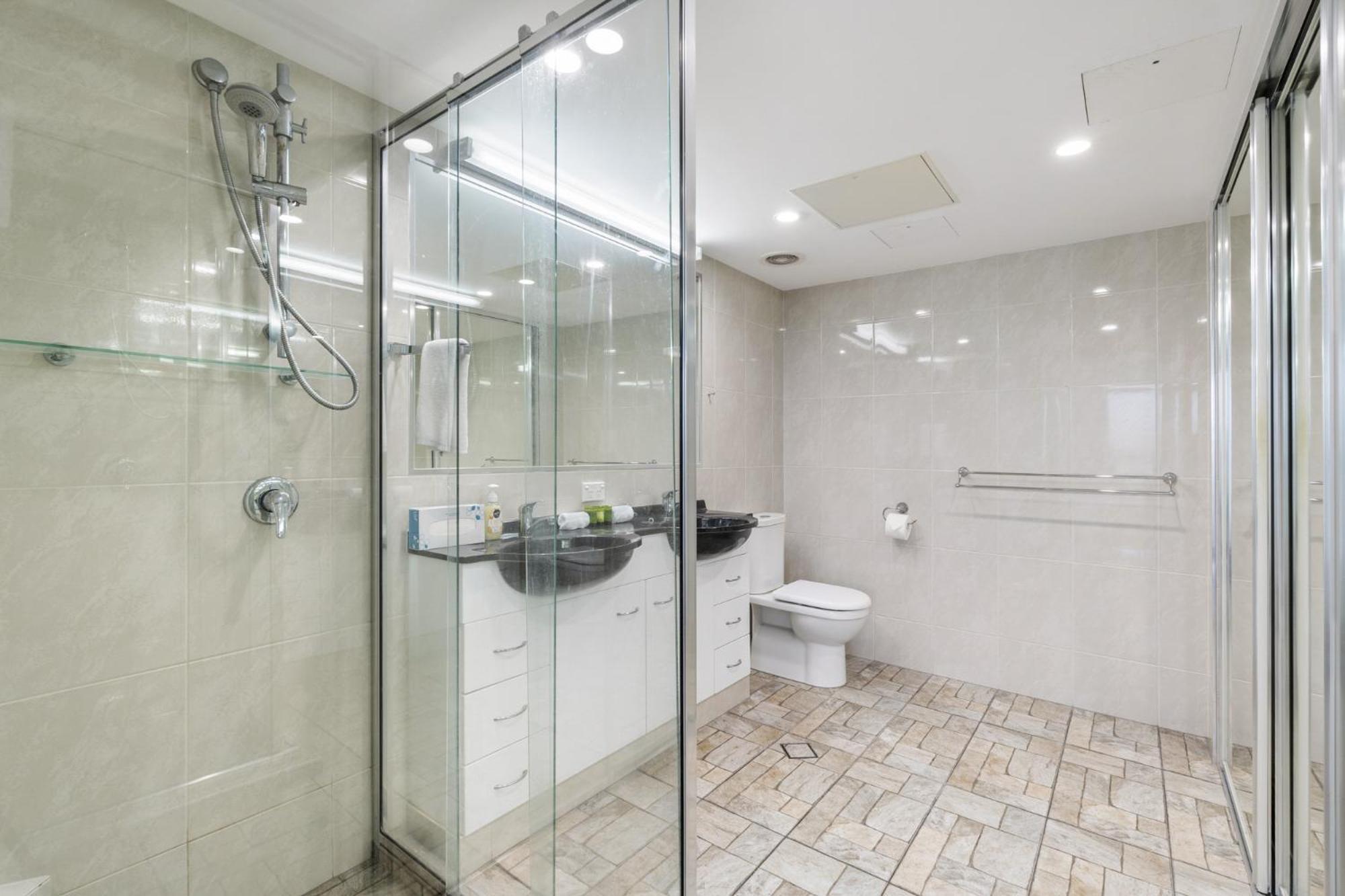 Tingeera Bespoke Beachfront Aparthotel *