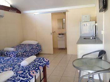 Palms Caravan Park 3*