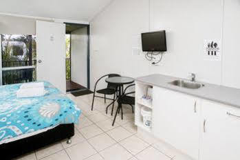 Hotel Palms Caravan Park 3*