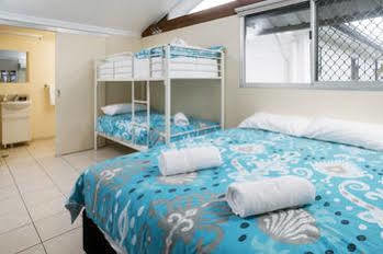 Palms Caravan Park 3*