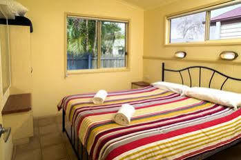Palms Caravan Park Hotel 3*