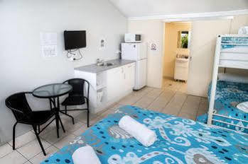 Palms Caravan Park 3*