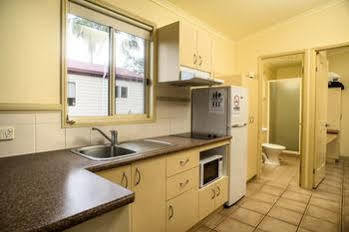 Palms Caravan Park Hotel Hervey Bay