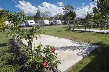 Palms Caravan Park Hotel Hervey Bay