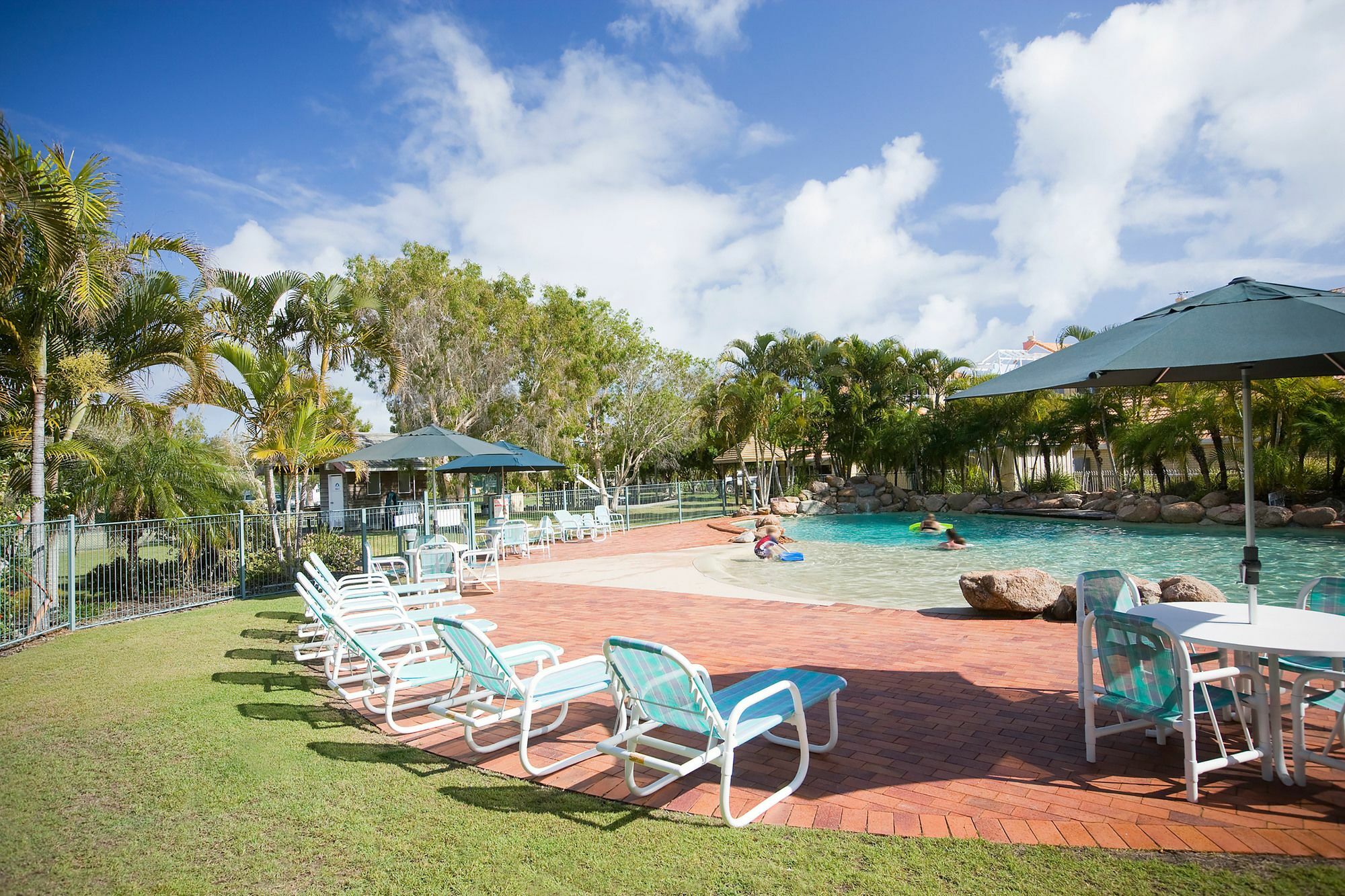 Breakfree Great Sandy Straits Aparthotel 3*